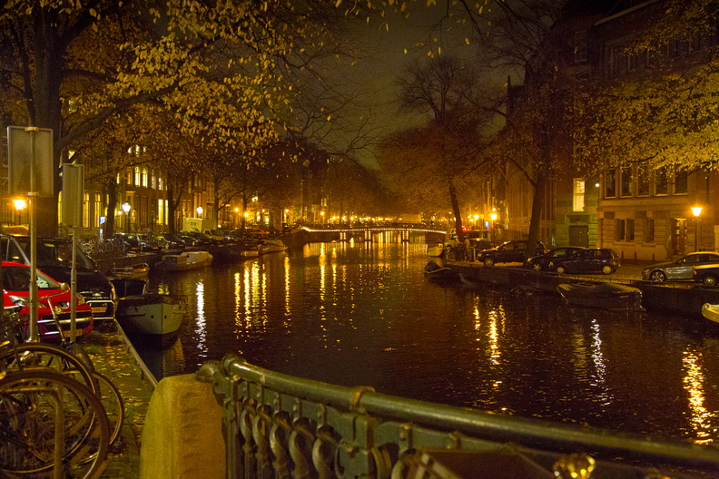 2012 11-Amsterdam Canal View-night.jpg